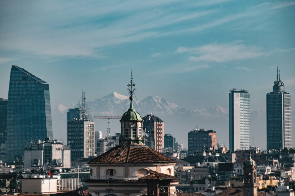 L'automazione dei flussi di lavoro tramite l'intelligenza artificiale può aiutare i professionisti del settore immobiliare a selezionare gli immobili ideali da inserire nel proprio portafoglio e per i propri clienti